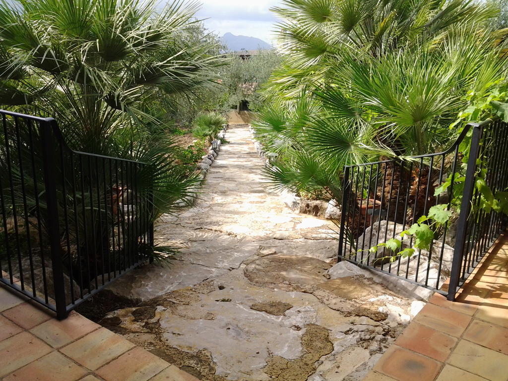 הוילה Ventimiglia di Sicilia Crapa Licca מראה חיצוני תמונה